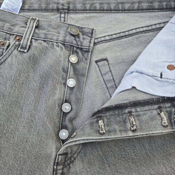 Levi's Gray 501 Jeans - Size 32 x 30 - Picture 9 of 9